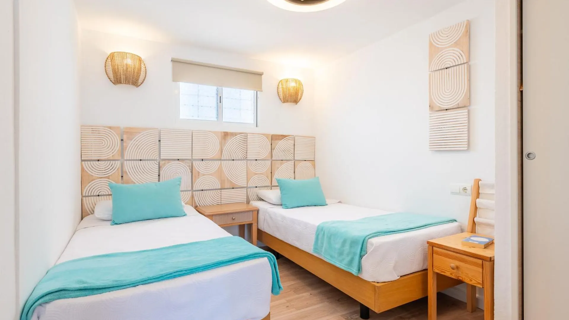 아파트 Beachfront Penthouse 콜로니아 산트 호르디